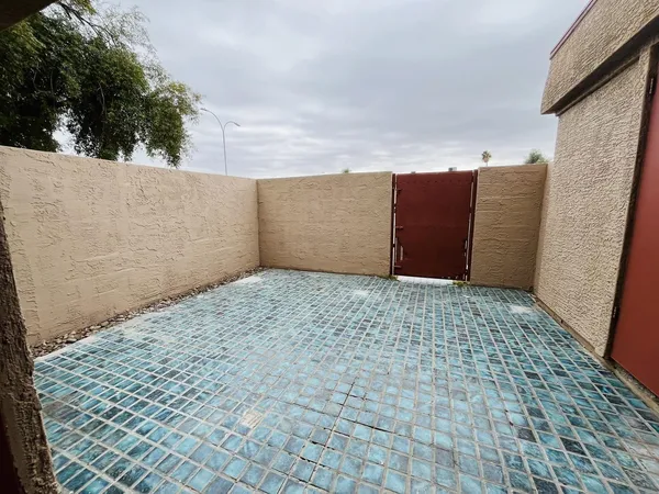 $1,395 | 5041 North 40th Avenue, Phoenix, AZ 85019
