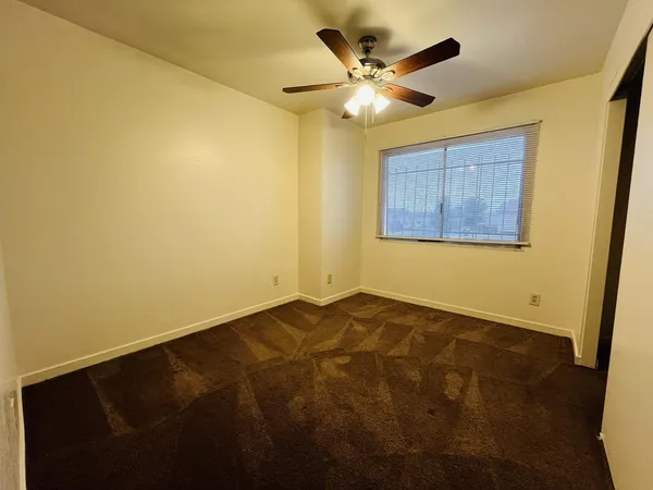$1,395 | 5041 North 40th Avenue, Phoenix, AZ 85019
