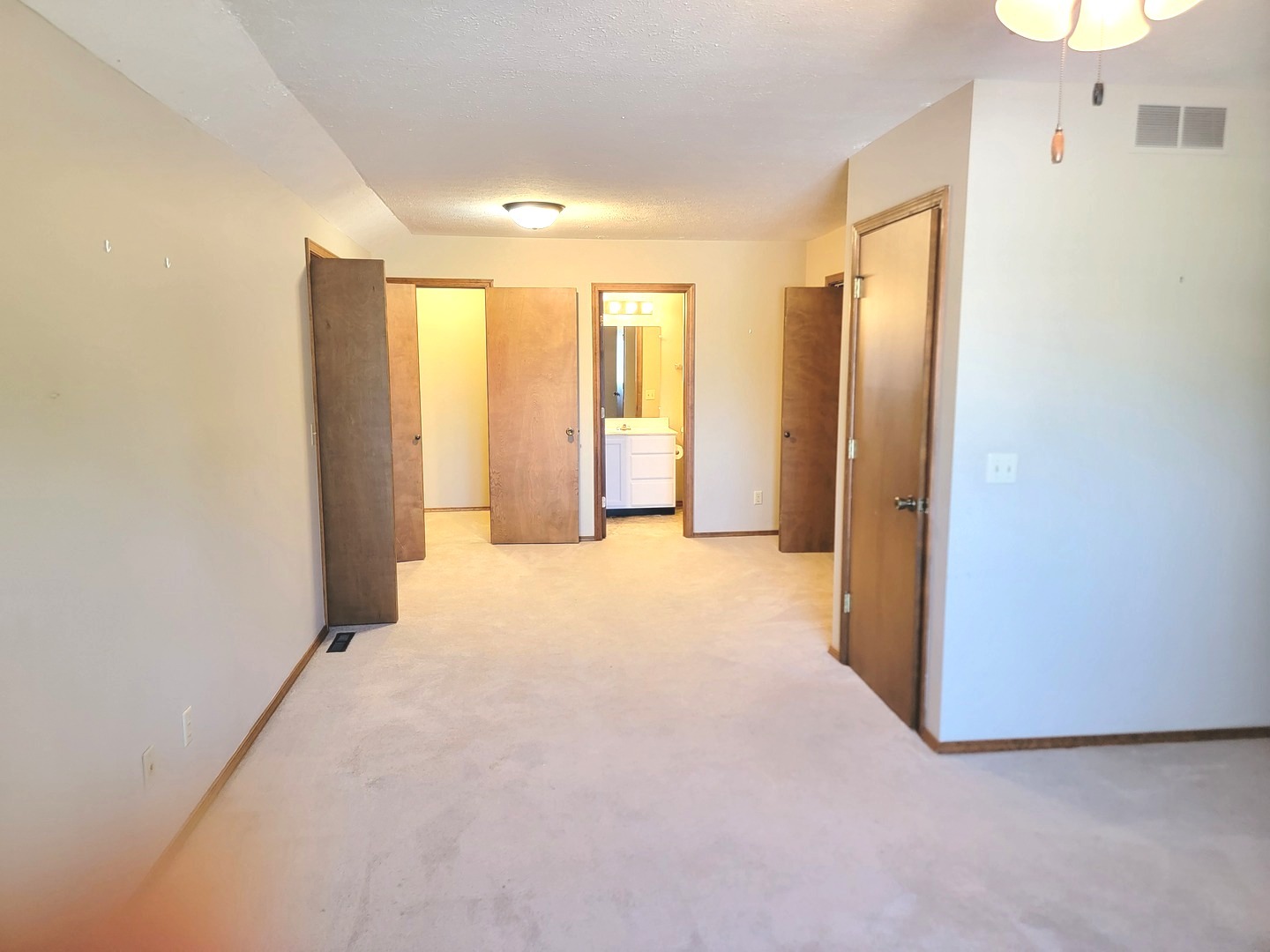 1509 Fort Jesse Road, Unit 20 Normal, IL 61761 - Photo 39 of 58 Gallery Image 39