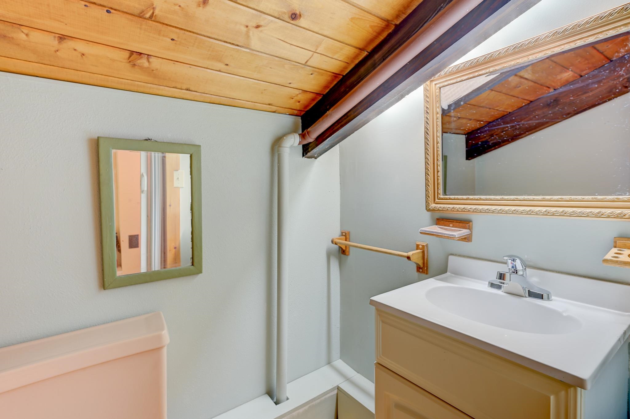 44 Linderhof Golf Course Road, Unit 7 Bartlett, NH 03838 - Photo 15 of 31 Gallery Image 15
