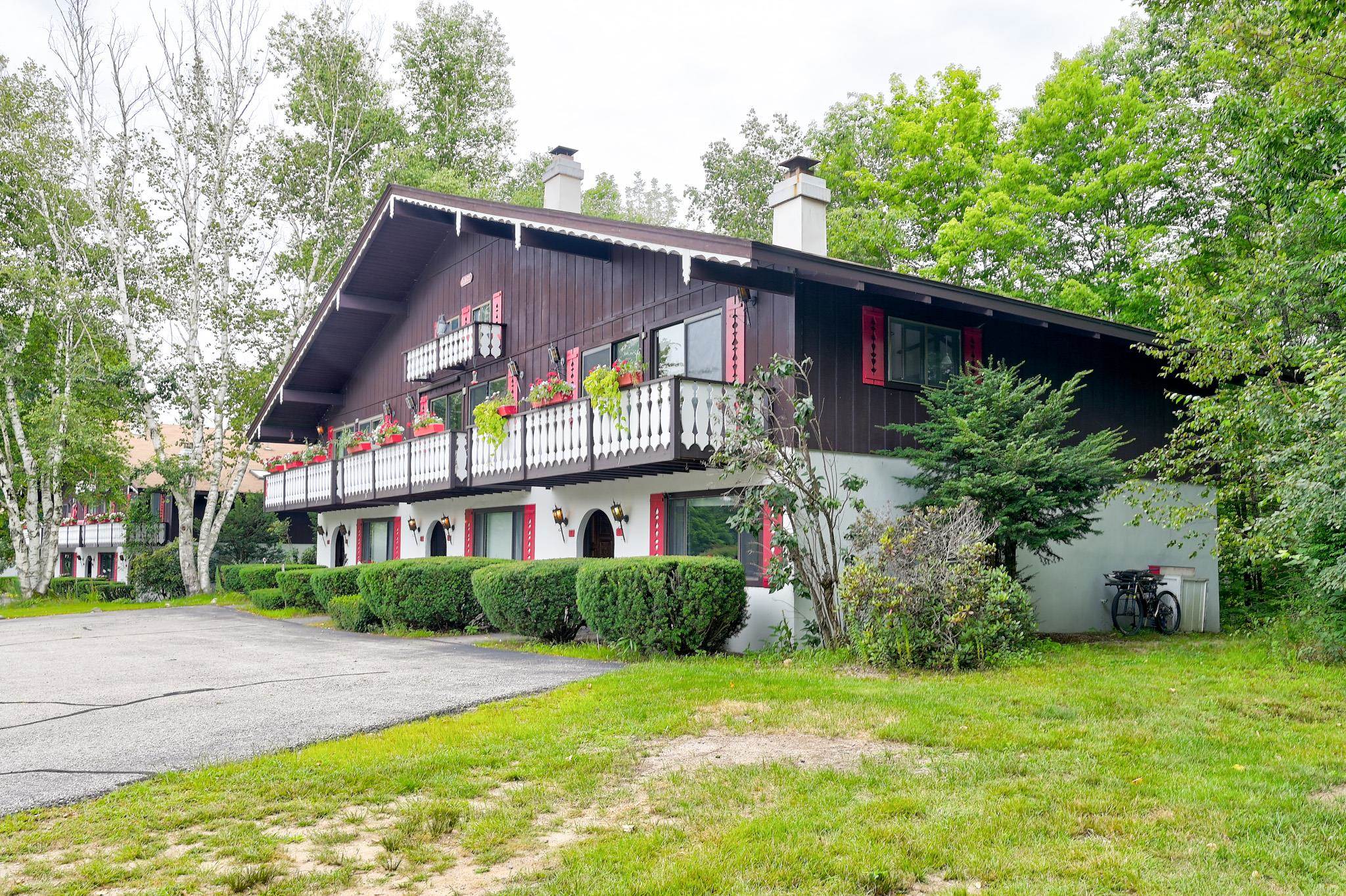 44 Linderhof Golf Course Road, Unit 7 Bartlett, NH 03838 - Photo 2 of 31 Gallery Image 2