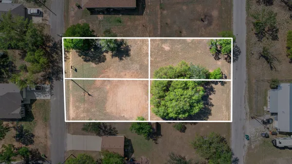 $1,150,000 | 208 Norwood Drive, Granite Shoals, TX 78654