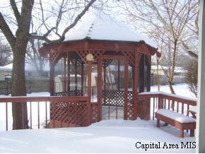 325 Astoria Road Springfield, IL 62704 - Photo 2 of 9