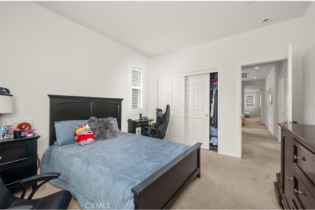 646 South Fillmore Avenue Rialto, CA 92376 - Photo 34 of 46 a living room with furniture and a couch