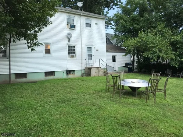 $2,600 | 14 Walnut Parkway, Unit 2, Montclair, NJ 07042
