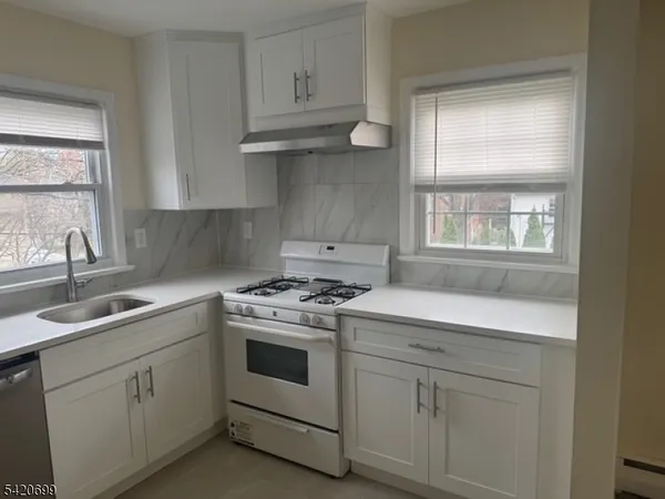 $2,600 | 14 Walnut Parkway, Unit 2, Montclair, NJ 07042