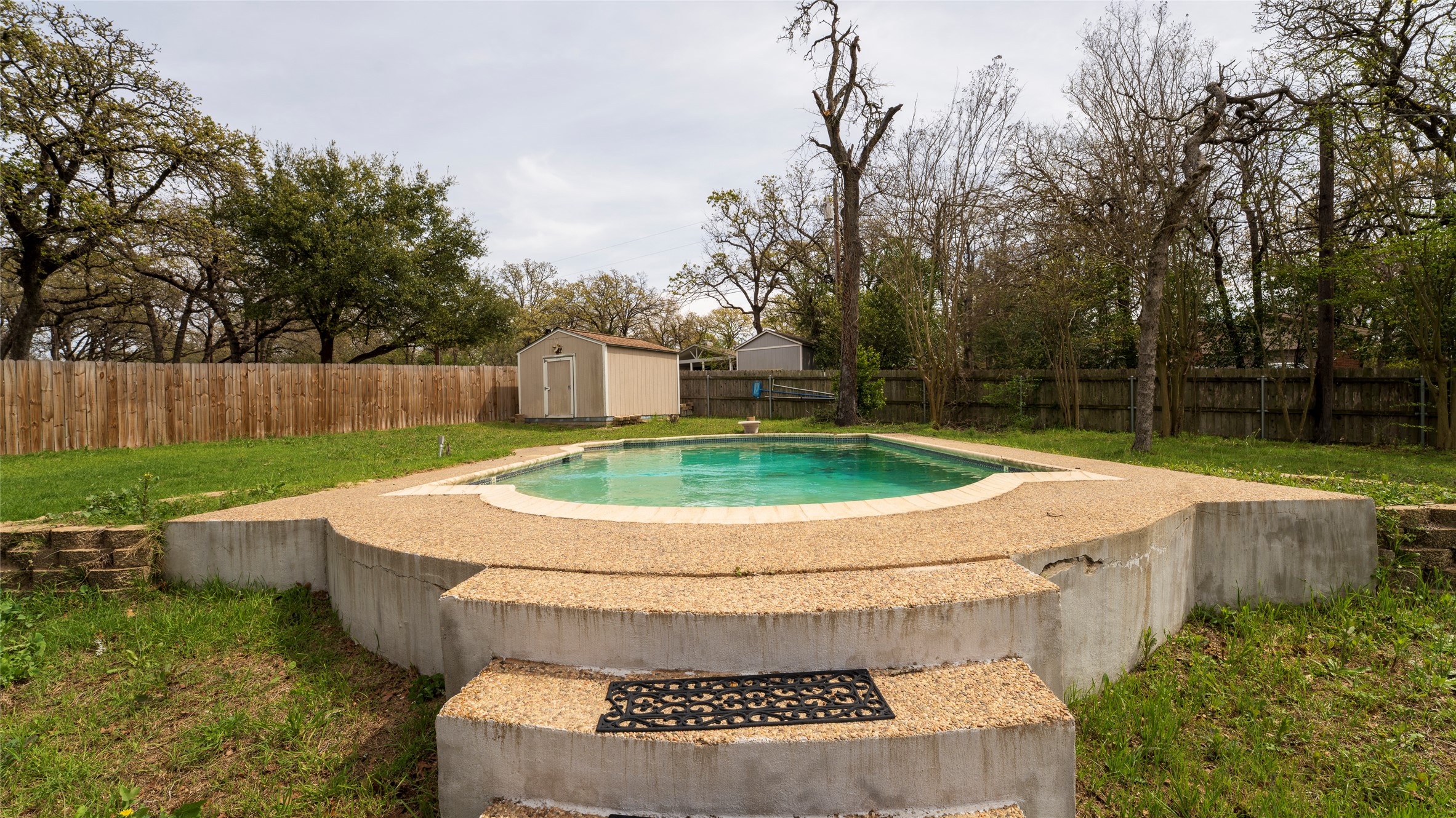 2105 Yokley Road Rockdale, TX 76567 - Photo 35 of 38 a view of a backyard with swimming pool