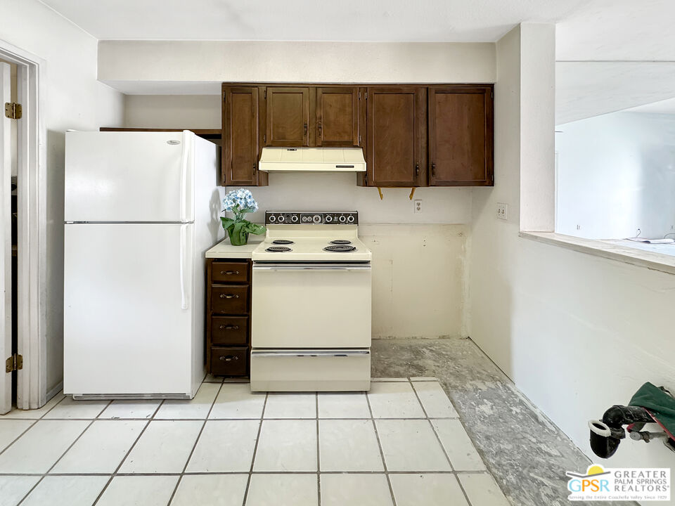 815 East Arenas Road Palm Springs, CA 92262 - Photo 7 of 28