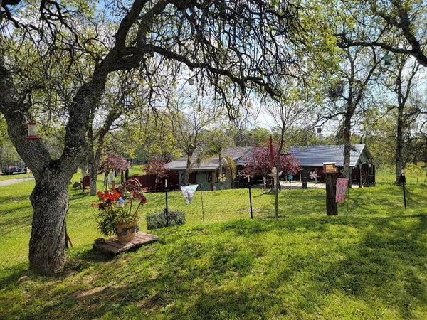 $395,000 | 33323 Buttercup Lane, Squaw Valley, CA 93675