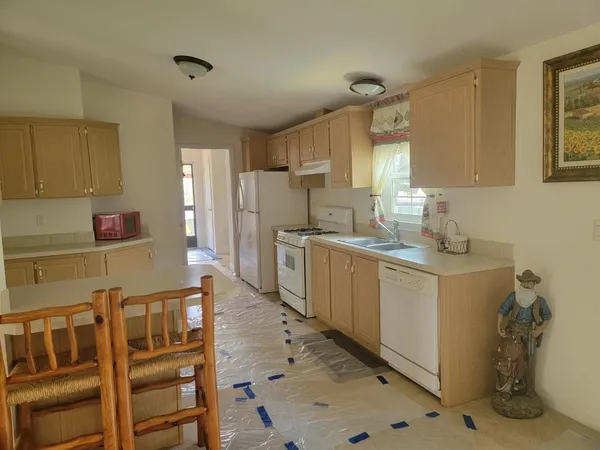 $395,000 | 33323 Buttercup Lane, Squaw Valley, CA 93675