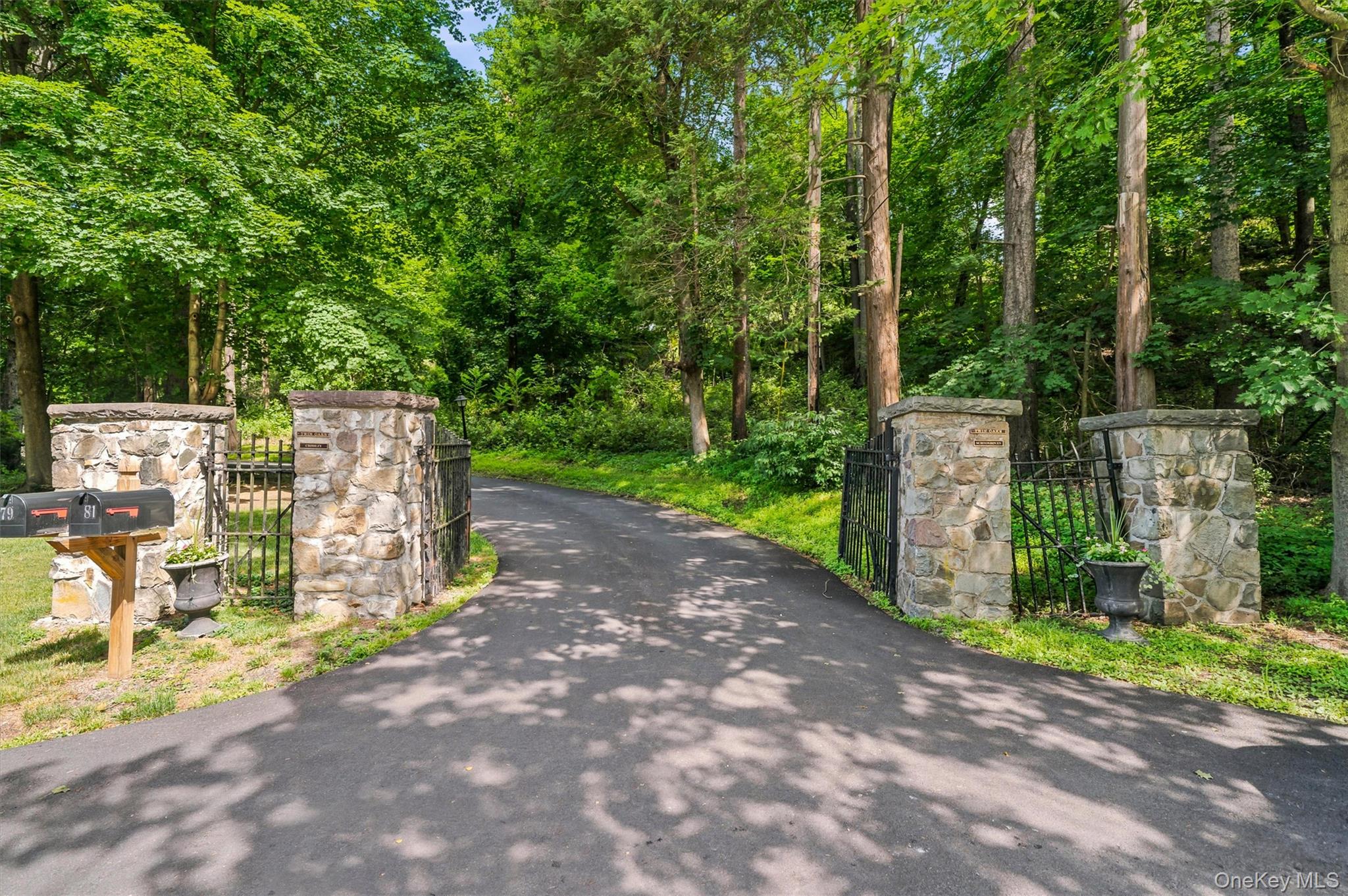 79 Old Balmville Road Newburgh, NY 12550 - Photo 5 of 50 Entry from Balmville Rd