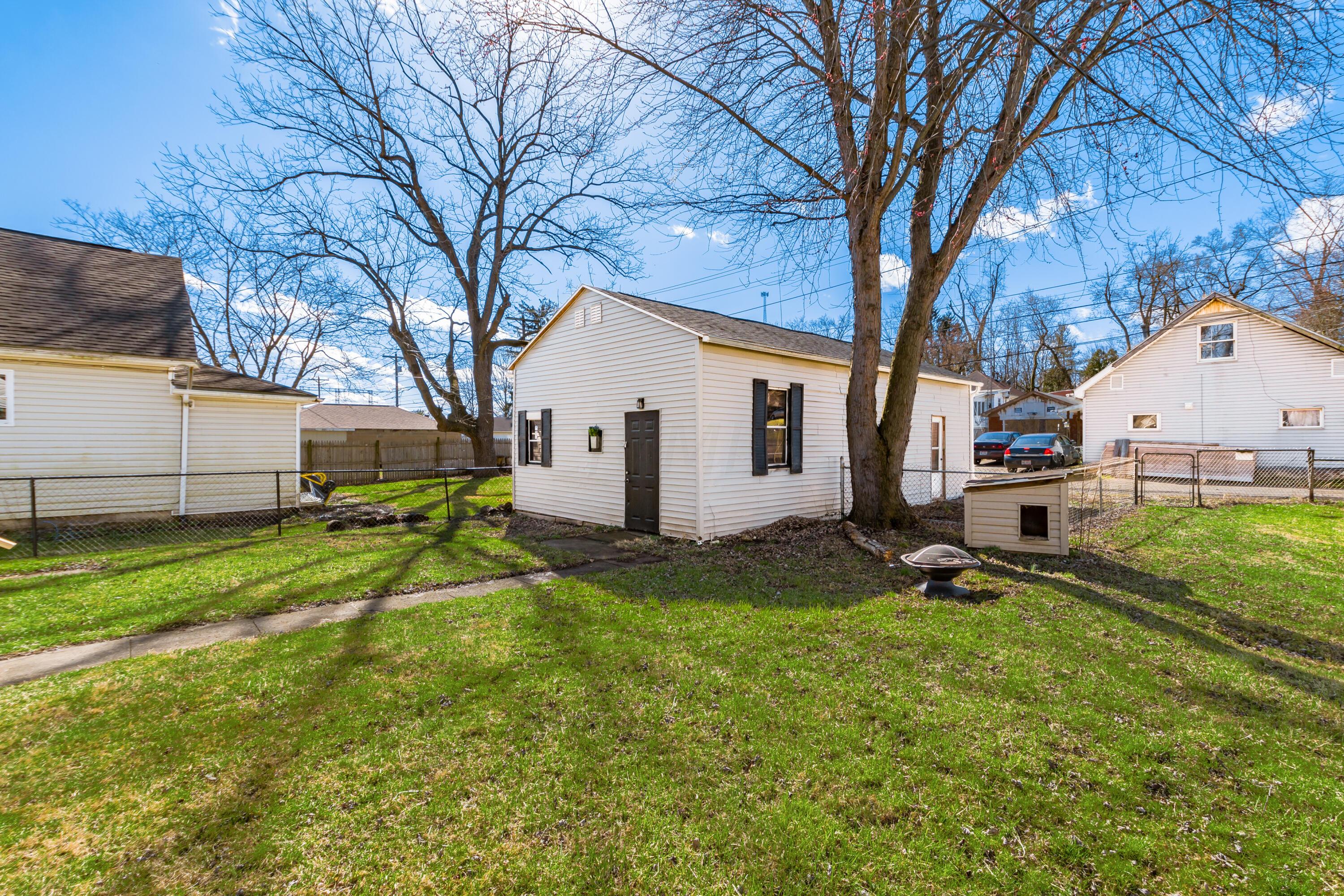 2170 Licking Road Zanesville, OH 43701 - Photo 28 of 31 OM-_2170_Licking_Rd002