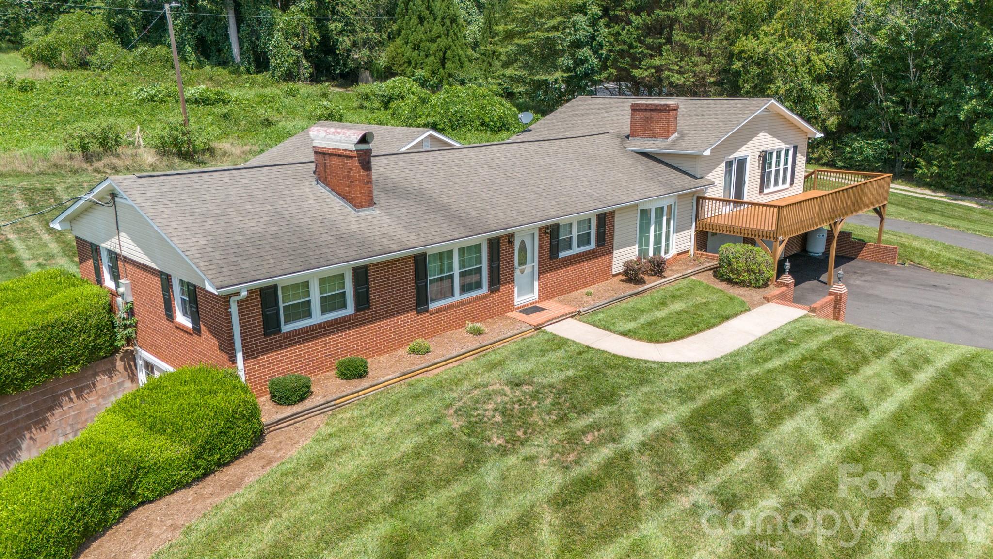 2053 Boiling Springs Road Purlear, NC 28665 - Photo 2 of 45