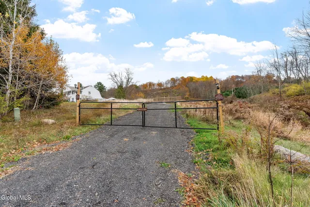 $225,000 | 5736 State Route 22, Salem, NY 12865