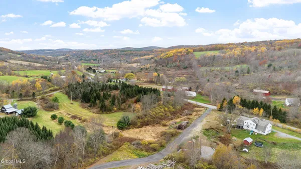 $199,900 | 5736 State Route 22, Salem, NY 12865