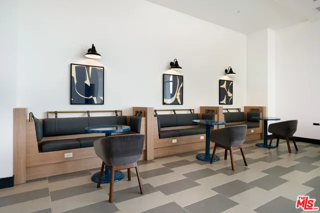 $2,475 | 800 Western Avenue, Unit 519, Los Angeles, CA 90005