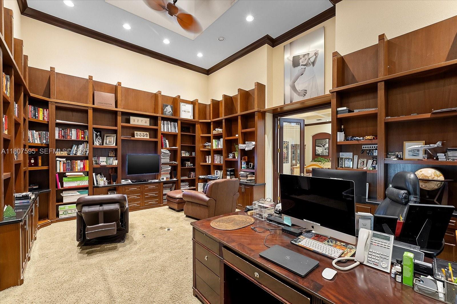 18451 Southwest 158th Street Miami, FL 33187 - Photo 21 of 45 a work place with furniture