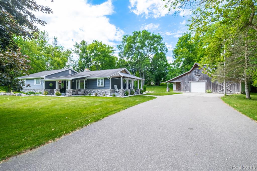 4418 North Gale Road Davison, MI 48423 - Photo 3 of 46