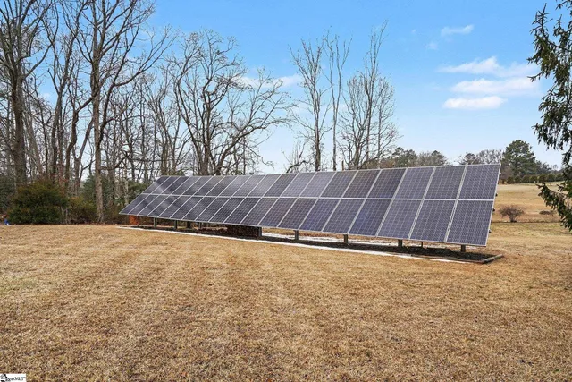 $330,000 | 104 Owens Drive, Inman, SC 29349