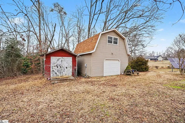 $330,000 | 104 Owens Drive, Inman, SC 29349