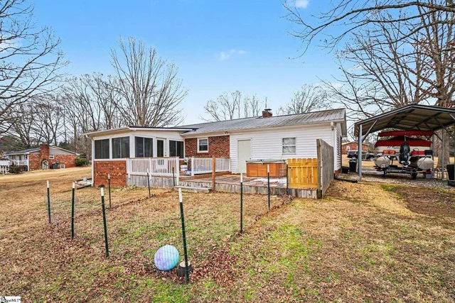 $330,000 | 104 Owens Drive, Inman, SC 29349