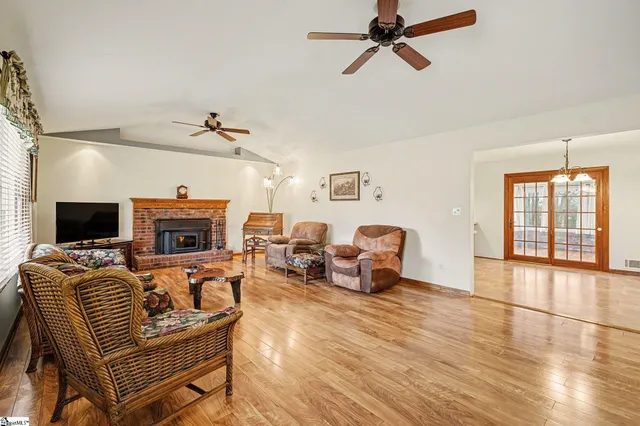 $330,000 | 104 Owens Drive, Inman, SC 29349