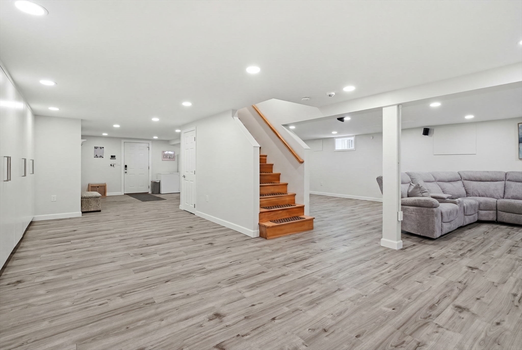 52 East Street Middleton, MA 01949 - Photo 29 of 40