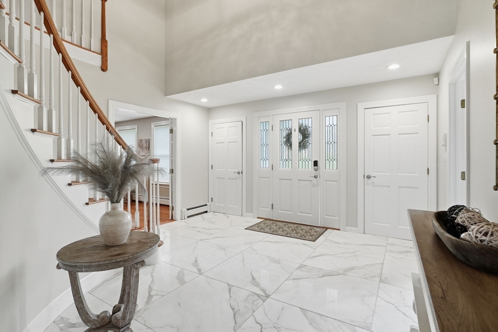 52 East Street Middleton, MA 01949 - Photo 4 of 40