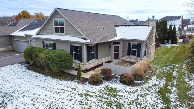 $500,000 | 57 Pond Vw Way, Fitchburg, WI 53711