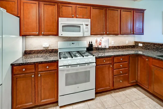 $500,000 | 57 Pond Vw Way, Fitchburg, WI 53711