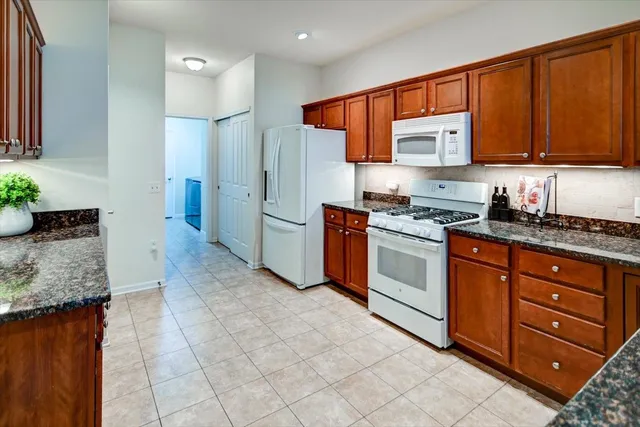 $500,000 | 57 Pond Vw Way, Fitchburg, WI 53711