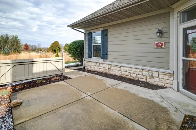 $500,000 | 57 Pond Vw Way, Fitchburg, WI 53711