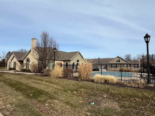 $500,000 | 57 Pond Vw Way, Fitchburg, WI 53711