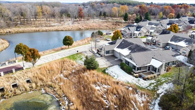 $500,000 | 57 Pond Vw Way, Fitchburg, WI 53711