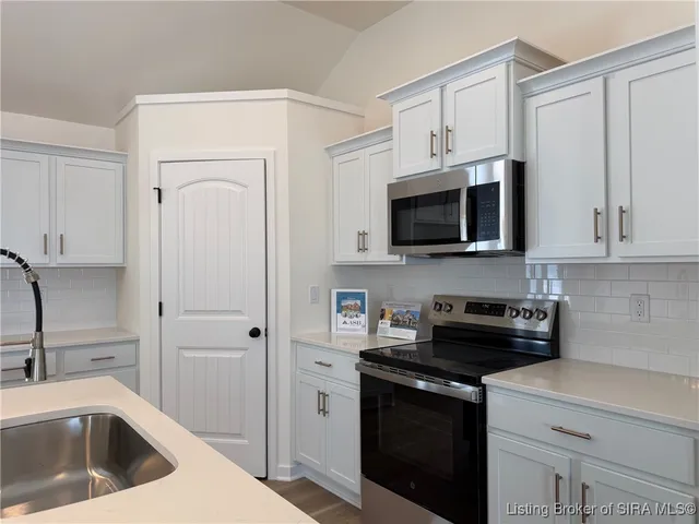 $384,900 | 13955 Deer Run Trace, Unit LOT 404, Floyds Knobs, IN 47143