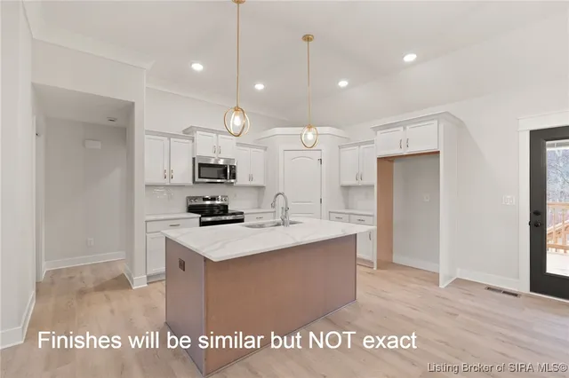 $394,900 | 13955 Deer Run Trace, Unit LOT 404, Floyds Knobs, IN 47143