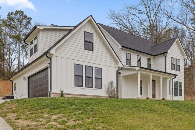 $675,000 | 3511 Hawks Creek Drive, Apison, TN 37302