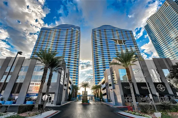 $4,995 | 4575 Dean Martin Drive, Unit 1606, Las Vegas, NV 89103