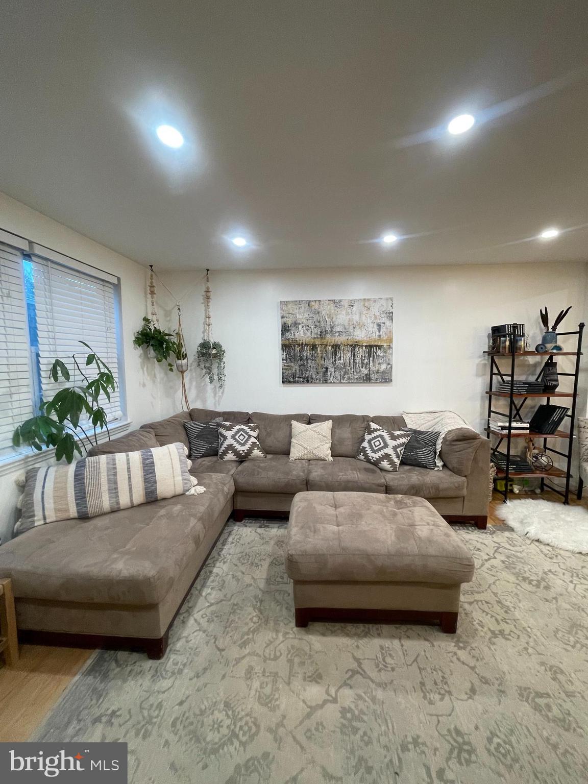 1713 Pin Oak Road Parkville, MD 21234 - Photo 21 of 67