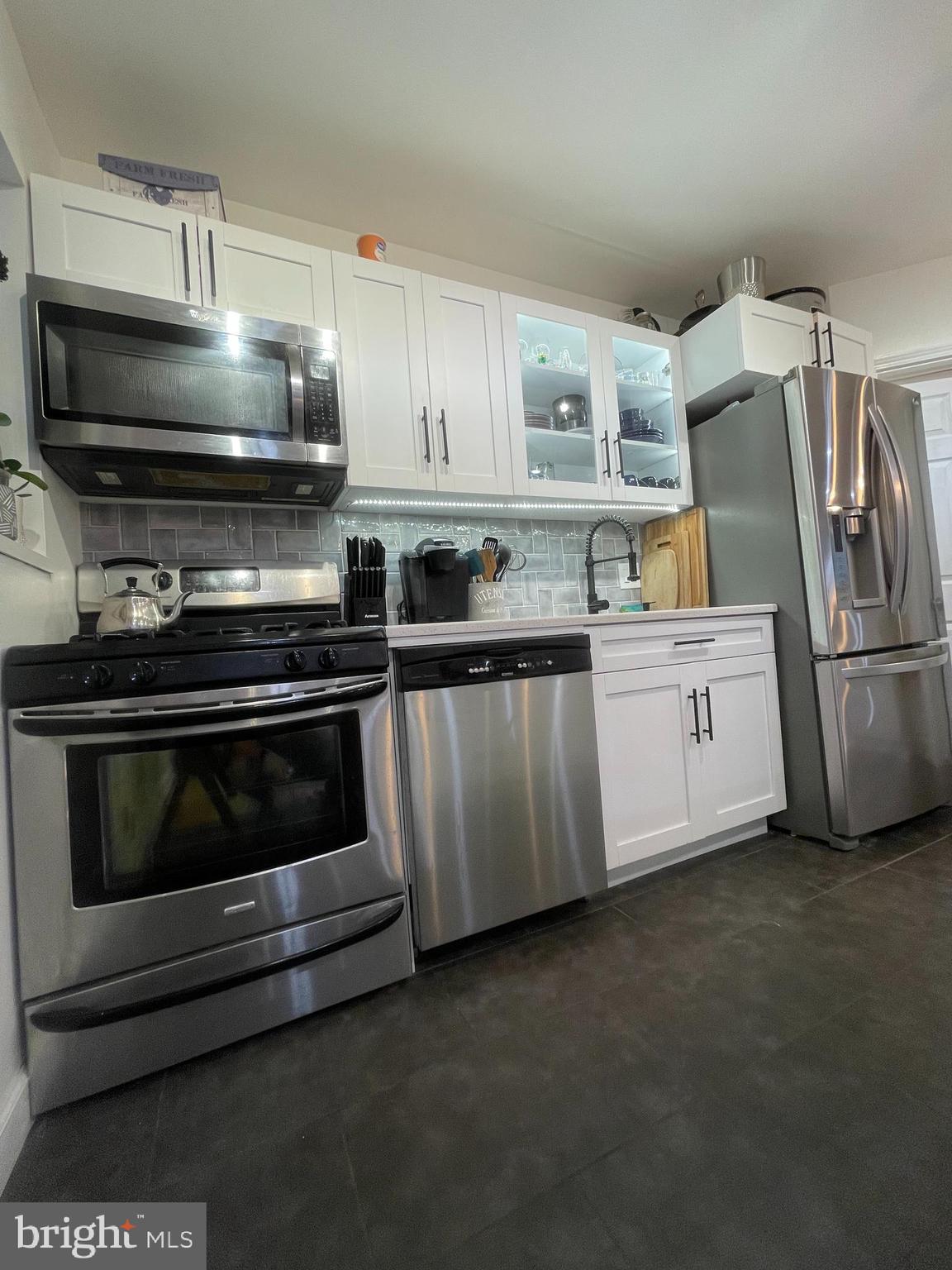 1713 Pin Oak Road Parkville, MD 21234 - Photo 8 of 67
