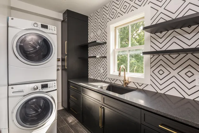 $13,500 | 38 St Roch Avenue, Unit G, Greenwich, CT 06830