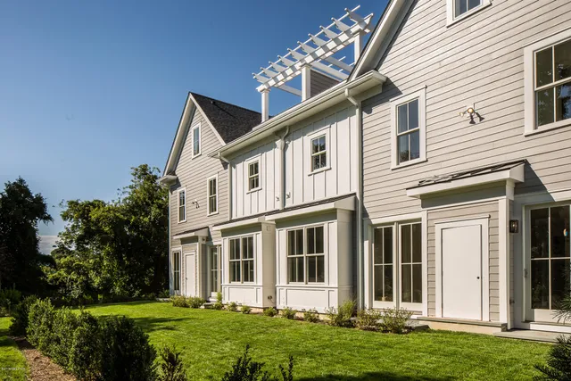 $13,500 | 38 St Roch Avenue, Unit G, Greenwich, CT 06830