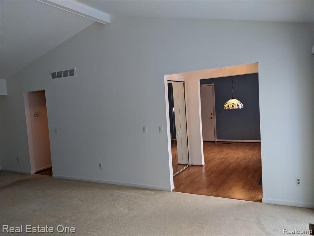 2203 London Bridge Drive Rochester Hills, MI 48307 - Photo 7 of 26