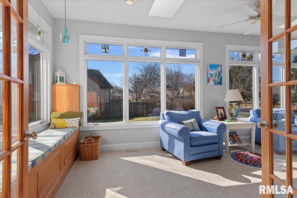 1605 Scarlett Place Springfield, IL 62704 - Photo 12 of 69