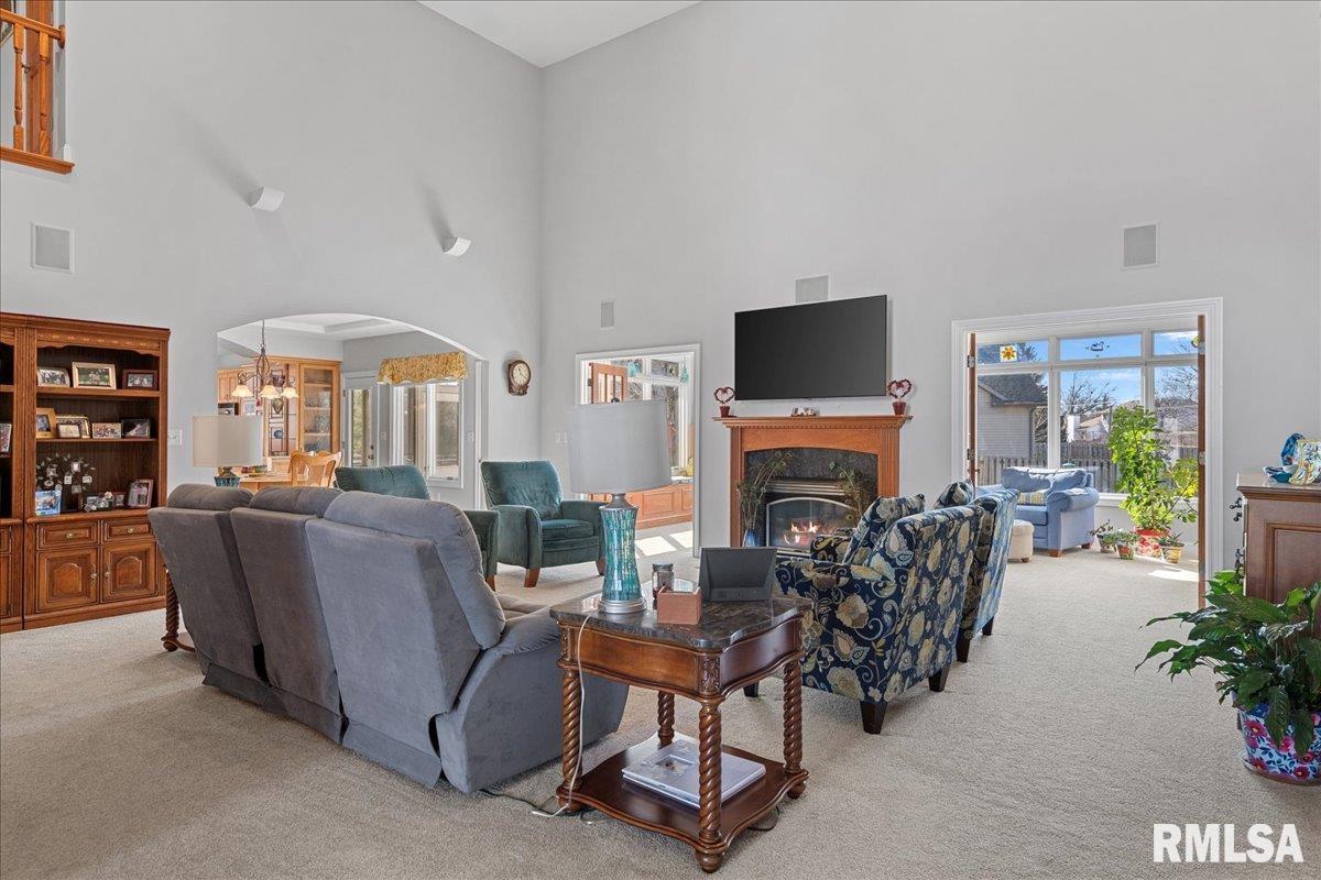 1605 Scarlett Place Springfield, IL 62704 - Photo 5 of 69