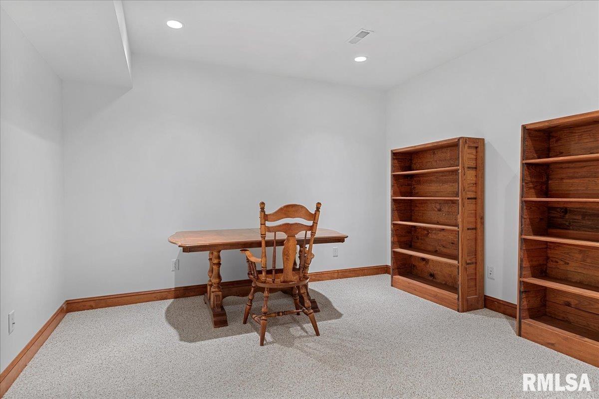 1605 Scarlett Place Springfield, IL 62704 - Photo 59 of 69