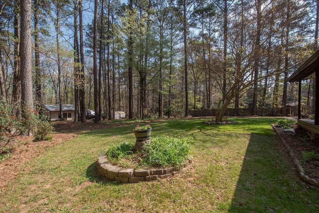 210 Julie Road Tyrone, GA 30290 - Photo 34 of 43
