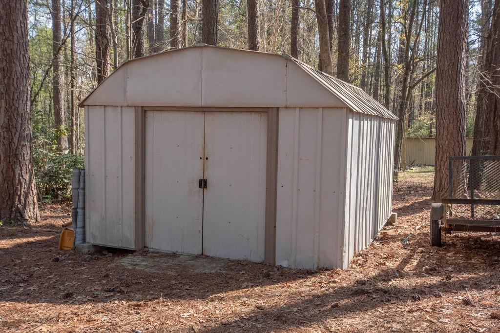 210 Julie Road Tyrone, GA 30290 - Photo 35 of 43