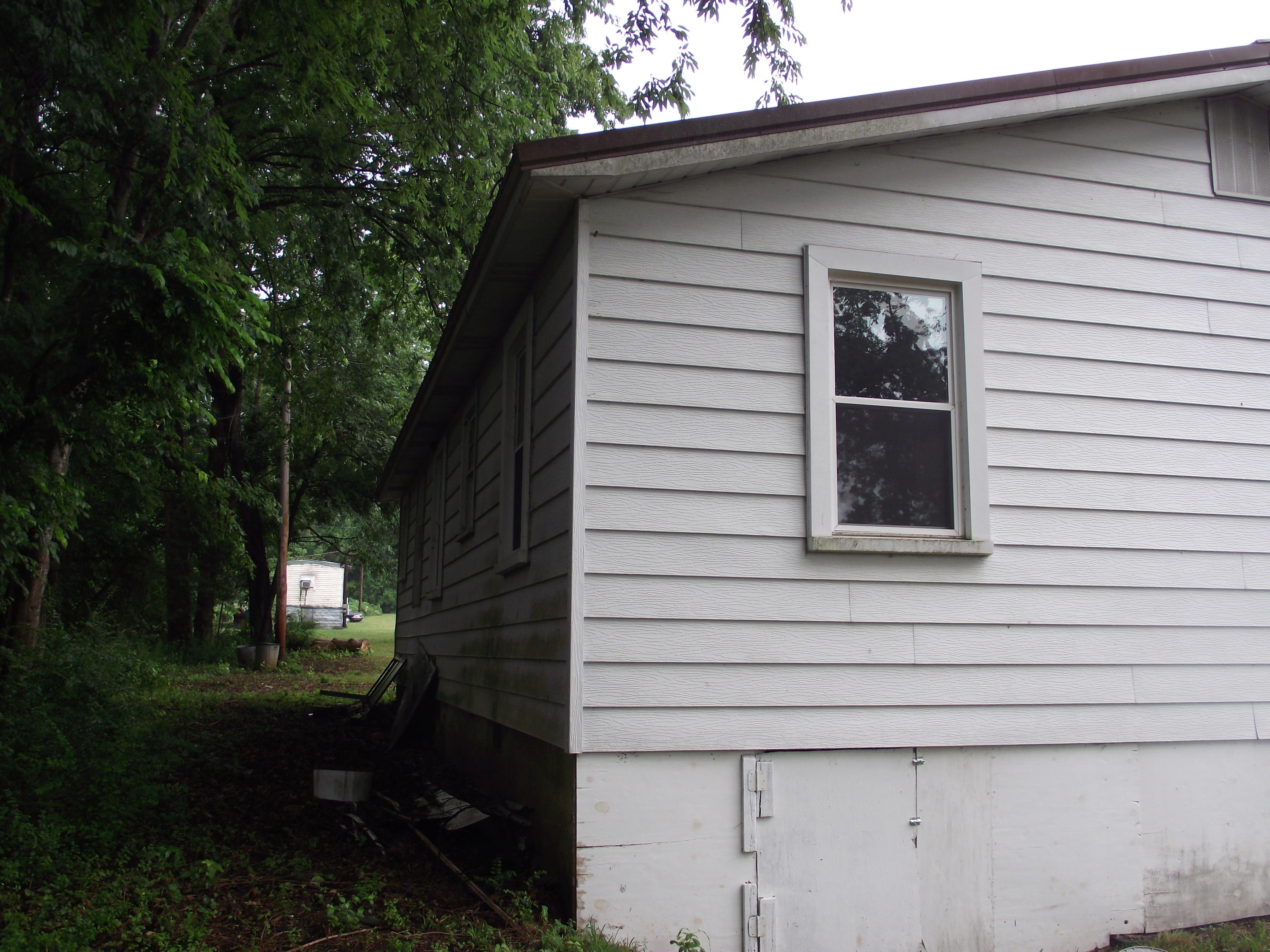207 Hicks Hollow Road Guild, TN 37340 - Photo 14 of 15 Back view