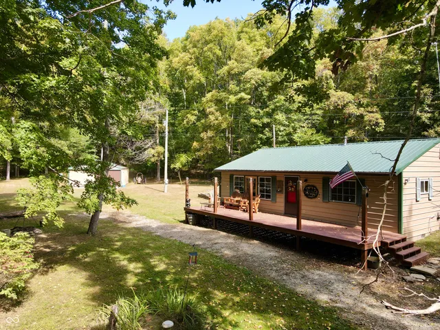 $219,900 | 784 Combs Road, Columbus, IN 47201